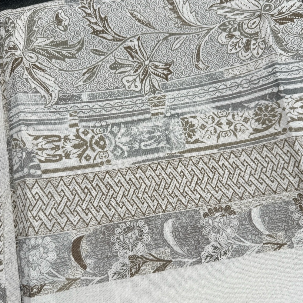 Upholstery Fabric Remnant by Meredith Ellis Textiles ⭐️ Designer